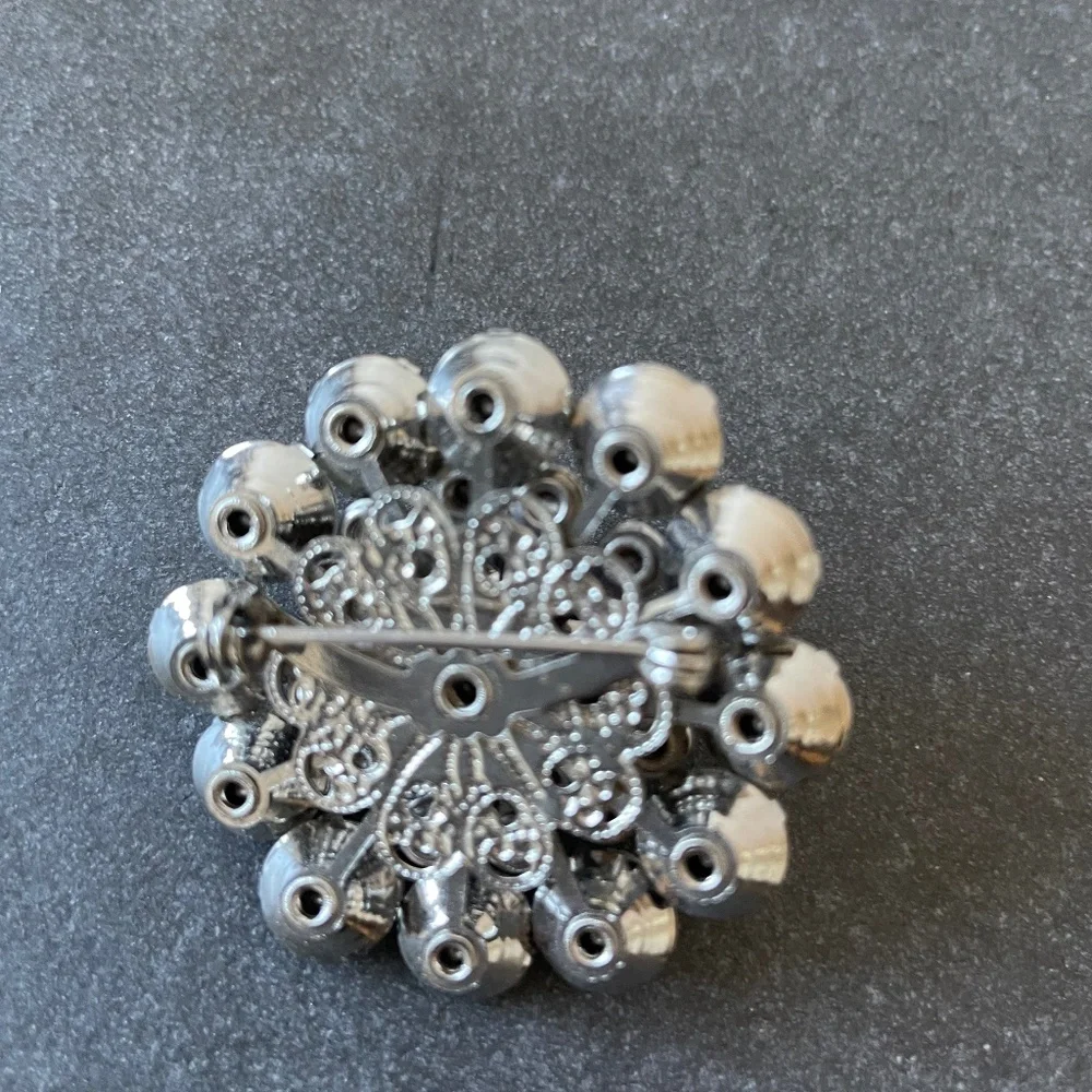 ❤️ VINTAGE RHINESTONE BROOCH PIN